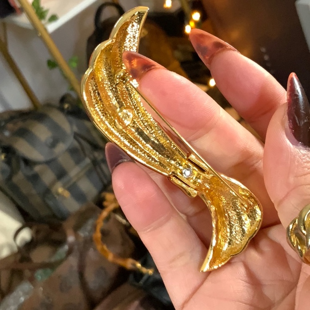 YSL Ribbon Brooche 💛 - Picture 2 of 2